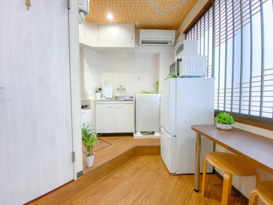 3F Guest House Netomari 西九条駅から徒歩2分 Osaka Exterior photo